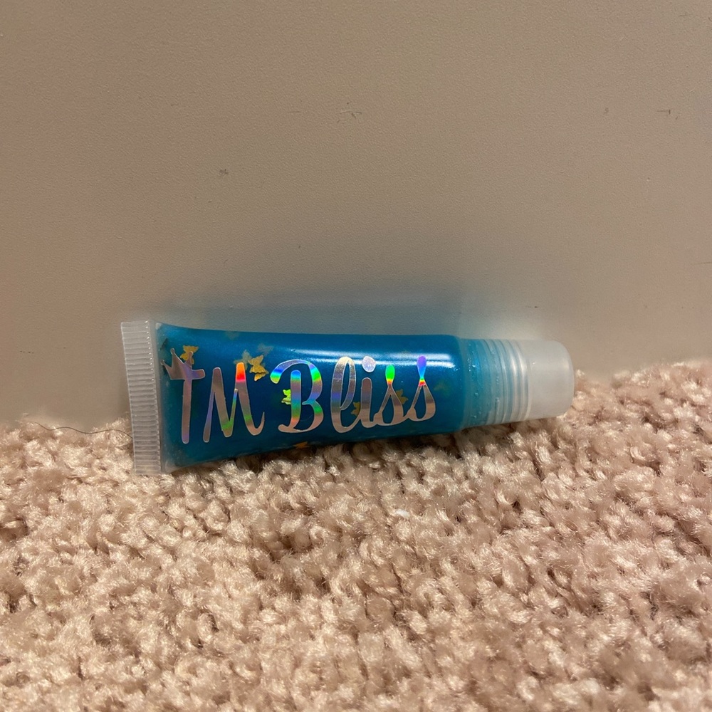 Blue Skies Lip Gloss